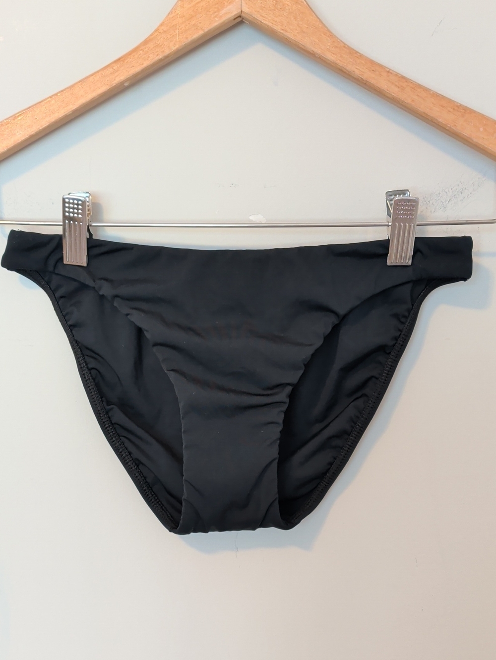 ViX Paula Hermanny Black Bikini Bottom Gold Logo